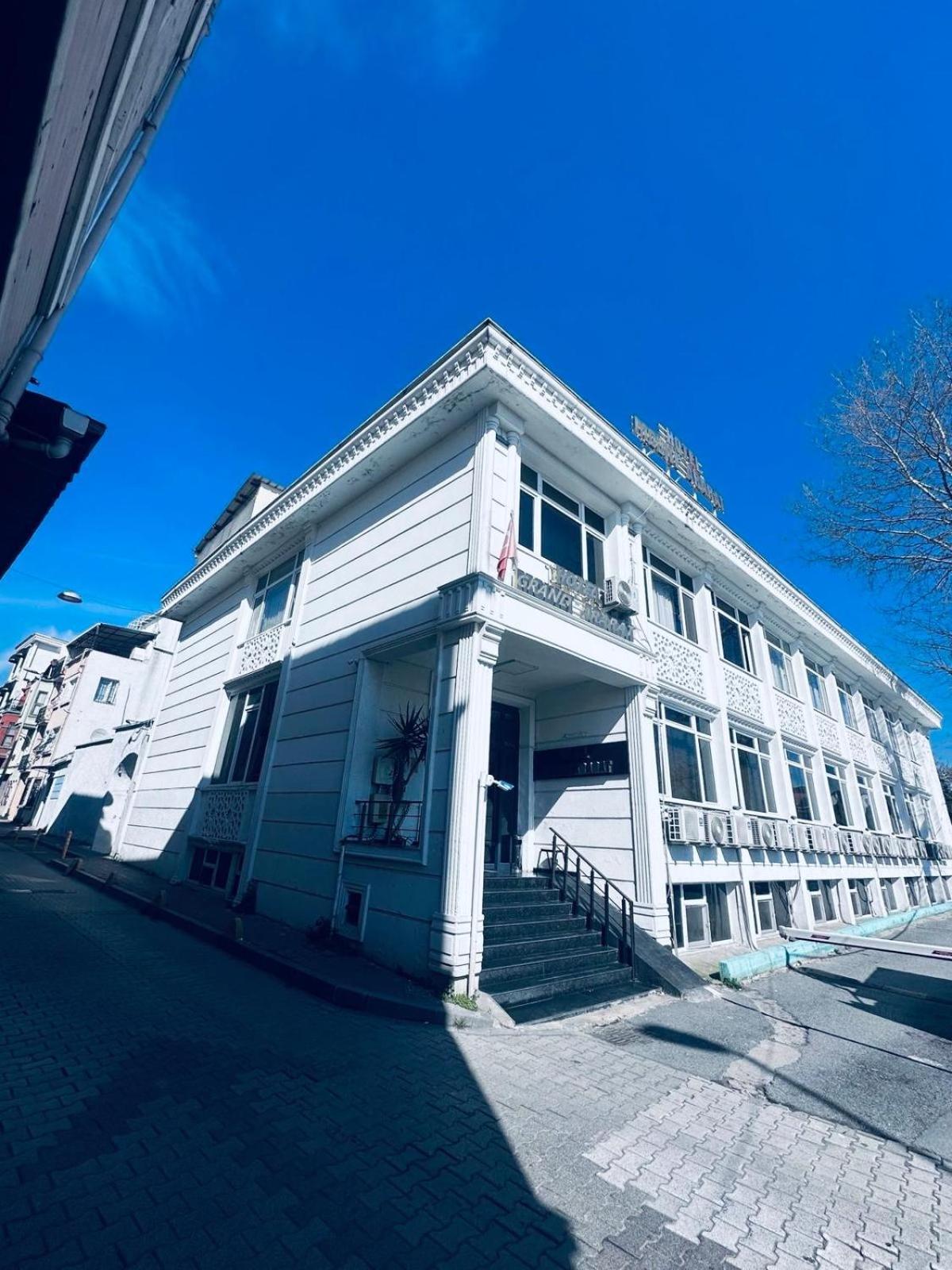 Grand Ararat Hotel Истанбул Екстериор снимка